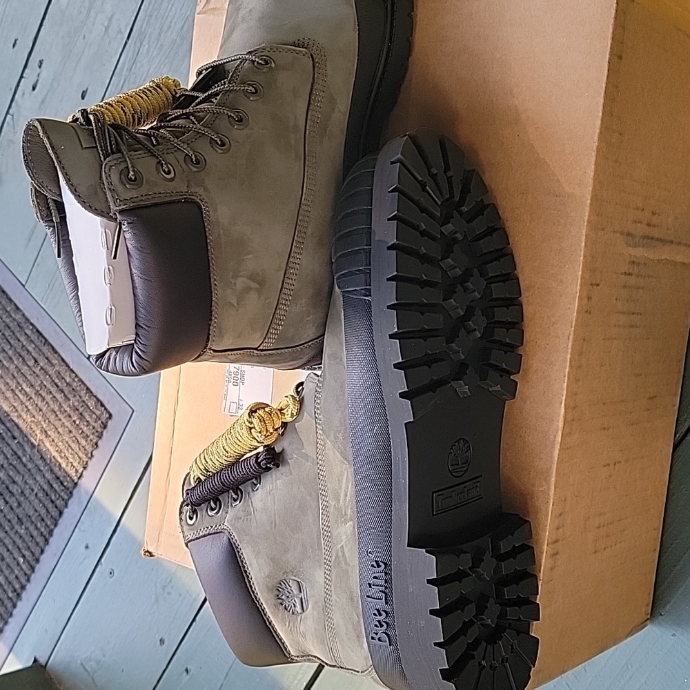 Timberland Bee Line Boots size 11.5 Olive Green and Black - Picture 3 of 7